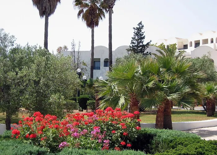 Hotel with Tennis: Hannibal Palace